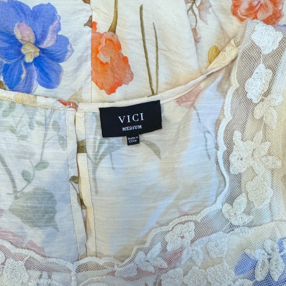 VICI Floral Lace Bodice Open Back Maxi Dress Cream Blue Orange Womens Medium - Picture 4 of 8
